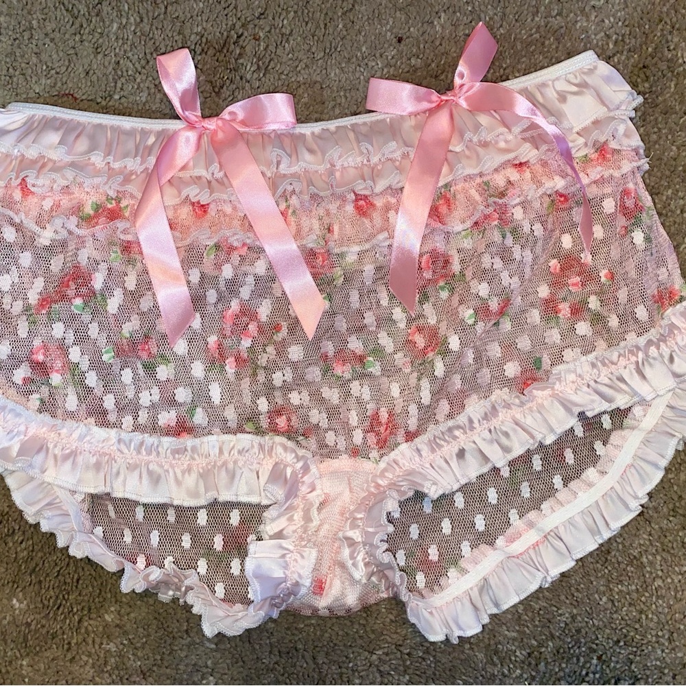Pink Floral Lace Ruffle Panties